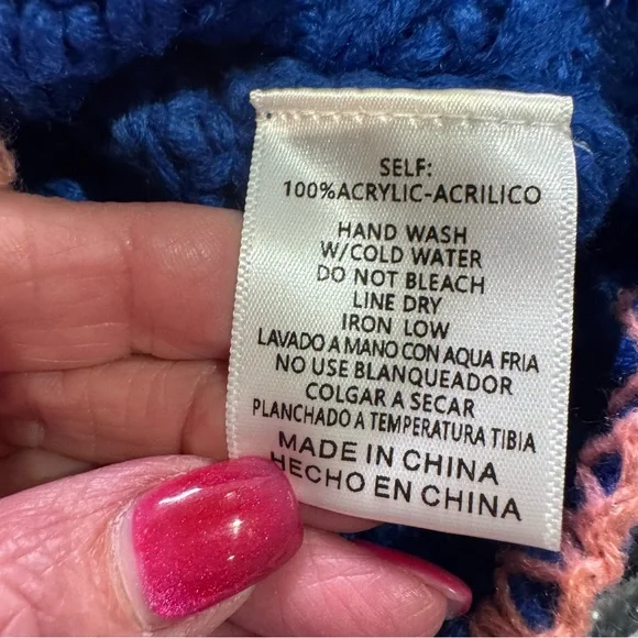 Listicle - Royal Blue Knit sweater with Coral knit Flowers - NWT - size M - Picture 10 of 10